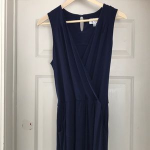 Jump suit large and long for tall people